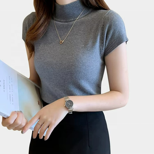 T-shirt pull tricoté moulant à manches courtes pour femme, couleur unie, tricot fin 14GG, personnalisable avec logo – Collection été 2026 - Product Image 6