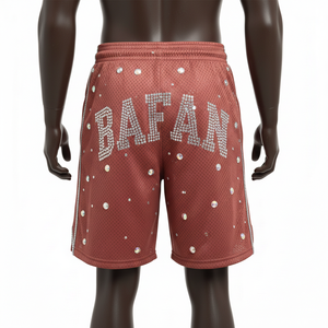 Pantalones cortos deportivos de malla para hombre, de alta calidad, poliéster, tejido de malla GSM suave y transpirable, panel lateral con logo termoadhesivo, pantalones cortos de malla para entrenamiento. - Product Image 2