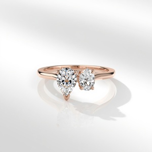 เครื่องประดับสำหรับผู้หญิง แหวนทองคำ 14K ทองคำแท้ เพชรเพาะเลี้ยงทรงลูกแพร์คู่สมมาตร Toi Et Moi แหวนหมั้นทรงลูกแพร์คู่ ดีไซน์หรูหรา - Product Image 1