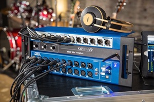 Nuevo y auténtico mezclador digital Soundcrafts Ui24R de 24 canales con grabador USB multipista y fuente de alimentación con control inalámbrico - Product Image 3