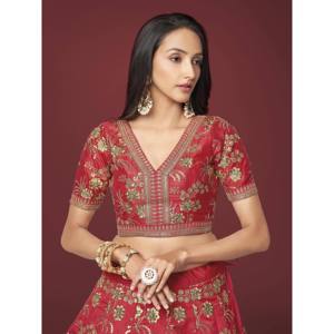Bewitching <b>Red</b> Zari Work Slub <b>Silk</b> Wedding Lehenga Choli - Product Image 4