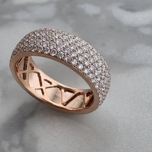 Bague d'éternité unisexe personnalisée en or 14 carats avec diamants de laboratoire taille marquise et pavé en nid d'abeille pour anniversaire et mariage - Product Image 4