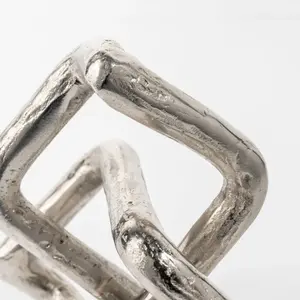 Sculpture de loup en métal design, art décoratif de luxe, décoration de chien en métal contemporaine faite à la main, sculpture moderne polie - Product Image 3