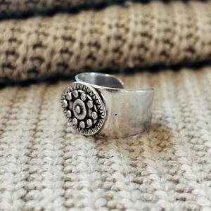 Fashionable Trendy Signet brass <b>Ring</b> <b>silver</b> Plated Bedded band <b>Ring</b> Statement Handmade <b>Adjustable</b> <b>Ring</b> Wholesale <b>Ring</b> For Women - Product Image 5