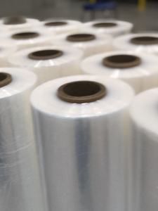 Rollo manual de LLDPE suave de 500mm: Película de embalaje duradera y resistente a la humedad - Product Image 4