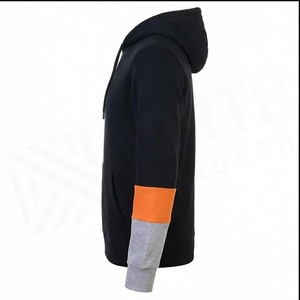 Hoodie surdimensionné élégant pour homme, design vintage délavé avec poche avant, confortable, personnalisable pour l'hiver. - Product Image 3