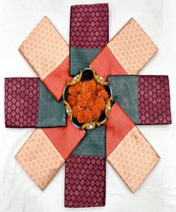 Sari Tradicional Indio de Seda, Estilo Banarasi, Color Morado y Dorado, con Borde Decorado, para Bodas, Largo hasta el Suelo, para Mujer - Product Image 6