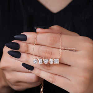 Colgante de Diamante Cultivado en Laboratorio con Corte Princesa Ovalado Corazón Esmeralda, Plata S925 Bañada en Oro Rosa, Lujo para Mujer, Claridad EF, Regalo - Product Image 2