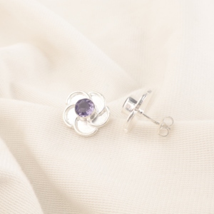 Hermosos y elegantes pendientes de plata de ley 925 con gemas de estilo Lolite para mujeres y niñas, ideales para usar en bodas y fiestas. - Product Image 2