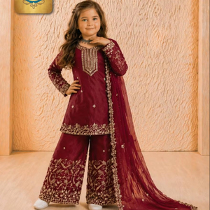 Ensemble Sharara pour filles avec broderies riches et dupatta – Tenue de fête pour enfants - Product Image 1