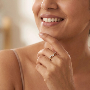 Womens Yellow Gold Diamond Engagement <b>Ring</b> With Wing Design Round Brilliant Cut Romantic Style - Product Image 3
