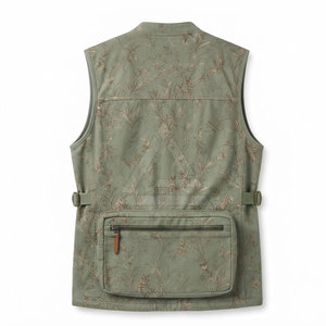 Gilet d'extérieur pour homme avec poches utilitaires, tissu de travail durable, coupe ajustable et vêtements de chasse pratiques - Product Image 2