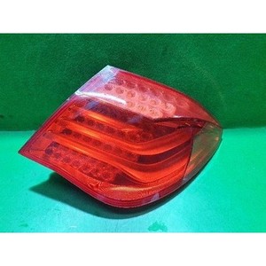 ไฟท้ายขวามือสอง ซีรีส์ 7 รุ่น 7182198 - Product Image 1