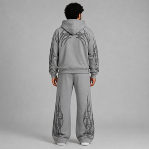 Ensemble de survêtement gris pour homme avec veste à capuche zippée et pantalon large à imprimé abstrait foncé pour le streetwear - Product Image 4