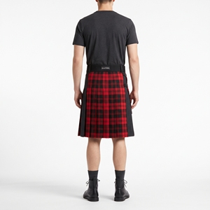 Kilt utilitaire écossais rouge et noir à carreaux, avec poches cargo, sangles à boucle réglables, style écossais, vêtements de travail personnalisés, unisexe - Product Image 2