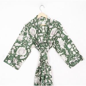 Ensemble de pyjama pour femmes en coton 100% imprimé floral romantique, col en V, manches longues, pour l'automne/l'hiver/le printemps/l'été - Product Image 2