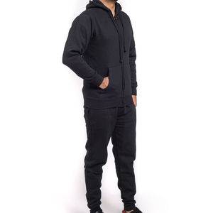 Ce survêtement en coton pour homme de marque privée offre une coupe athlétique supérieure aux joueurs tout en assurant un confort de haut niveau. - Product Image 6