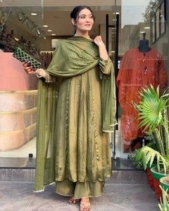 ชุดคลุมสไตล์ anarkali มีชุด dupatta สำหรับผู้หญิงหรือเด็กผู้หญิงเรียบง่ายแต่ดูสง่างามสีเขียวบริสุทธิ์ขนาด3XL - Product Image 3