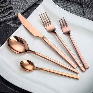 Couverts de table modernes inspirés des sanctuaires, conçus pour des tables sereines, une réception réfléchie et des repas quotidiens équilibrés. - Product Image 2