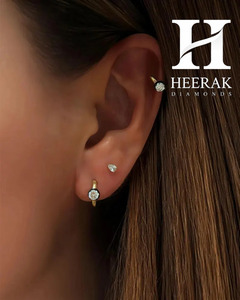 Pendientes de Aro de Plata de Ley Chapados en Oro de 18K con Moissanita de Lujo |   Pendientes Huggie Bali con Diamantes de Laboratorio VVS1 para Mujer - Product Image 1