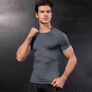 T-shirt de compression gris tricoté pour homme, manches courtes, coupe classique, séchage rapide, polyester/coton, sportif, sérigraphie avant, uni, vierge - Product Image 4