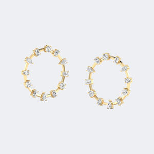 Boucles d'oreilles créoles ouvertes serties de diamants de formes variées, 0,70 CTW - Product Image 1