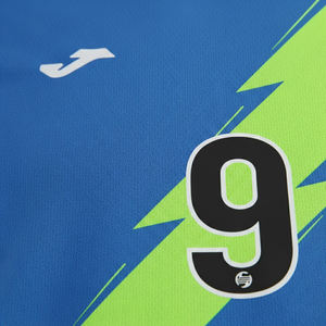 Uniforme de Fútbol Sublimado Personalizado, Conjunto de Camiseta de Fútbol Transpirable, Ropa de Equipo de Alta Calidad, Trajes de Entrenamiento, Fabricante OEM - Product Image 5