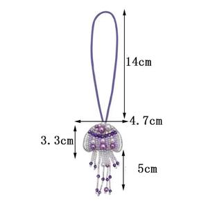 Llaveros de fiesta vintage hechos a mano con diamantes de imitación, color blanco y negro, con letras del alfabeto multicolor y dijes de pulsera. - Product Image 6