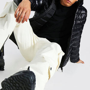 Chaqueta Acolchada Negra Brillante para Hombre, Cortavientos, Informal, de Invierno, con Cuello Alto, Cierre de Cremallera, Corte Regular, Acolchado Grueso - Product Image 6