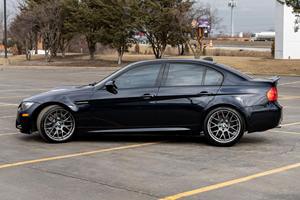 2011 B-M-W M-3 Sedán Paquete de Competición - Product Image 3