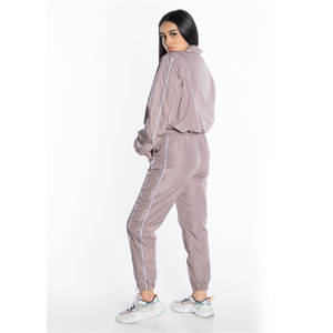 Ensemble de survêtement coupe-vent unisexe personnalisé pour l'été, style hip-hop, OEM, léger, respirant, pour l'extérieur, logo personnalisé INNOVEARS - Product Image 4
