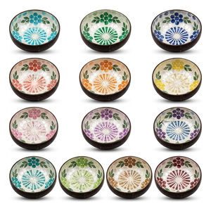 Bol décoratif vietnamien en noix de coco incrusté de nacre naturelle, motif floral marguerite, écologique, pour service et décoration intérieure - Product Image 4