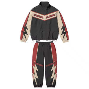 Survêtements pour hommes tendance et très demandés, pour un usage décontracté, vente en gros, logo personnalisé, survêtements à capuche pour hommes avec étiquettes privées - Product Image 1