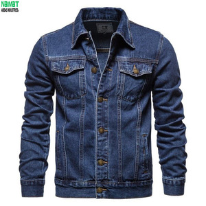 Ropa de Trabajo Resistente con Bolsillos Utilitarios, Estilo Estructurado y Limpio, Prenda de Color Oscuro para Otoño - Product Image 5