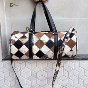 Bolsa de Viaje de Cuero Vacuno Auténtico, Diseño a Cuadros, Hecha a Mano, Unisex, Multiusos, Tamaño Grande - Product Image 1
