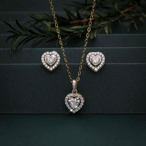 ชุดสร้อยคอพร้อมต่างหูเพชรทรงหัวใจเพาะเลี้ยงในห้องปฏิบัติการ ทองคำ 14K สีเหลือง รับรองโดย IGI ชุดเจ้าสาวสำหรับเธอ - Product Image 4