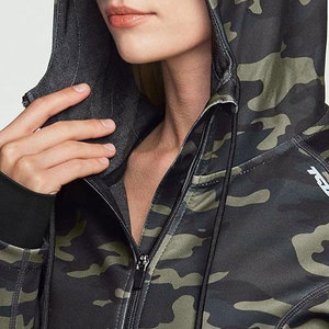 Veste de sport pour femme à manches longues, dernier design, vêtements d'hiver, vêtements de sport, entraînement, course à pied, vestes de sport fabriquées au Pakistan - Product Image 4