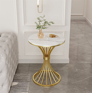 Table d'appoint et table basse luxueuses en métal et marbre, cadre moderne arrondi en couleur or - Product Image 3