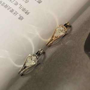 Anillo de Compromiso East West con Circonita Cúbica en Forma de Pera de 2.00 CT, Plata de Ley 925, Regalo de Aniversario de Bodas Moderno para Mujer - Product Image 6