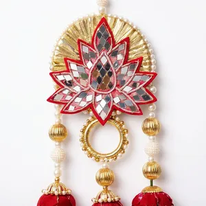 Hermosos pendientes colgantes florales de loto rojo con cadenas de perlas y cuentas doradas para bodas, fiestas, eventos festivos y moda étnica. - Product Image 2