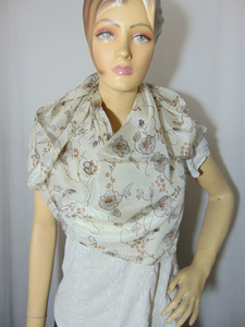 Elegante Pañuelo de Seda con Estampado Floral para Mujer, Cuadrado, Multicolor, Accesorio de Moda para Todas las Temporadas, 100% Seda, Multicolor, Elegante - Product Image 5