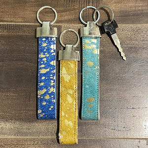 Nouveaux vrais cheveux métalliques faits à la main sur peau fourrure cuir mignon arc-en-ciel couleurs bracelet porte-clés westerns élégant multi moderne porte-clés - Product Image 4