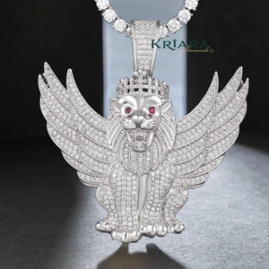 Colgante de León Alado con Diamantes Cultivados en Laboratorio, Estilo Hip Hop, Plata 925 con Baño de Rodio/Oro de 14K, Unisex, de Lujo - Product Image 3