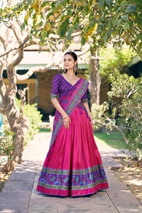 Lehenga Choli de Seda Tasar Estampado con Brillo Icónico para Bodas Tradicionales, Fiestas, Diwali y Graduaciones - Product Image 6