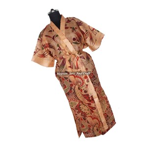 Robe kimono bohème vintage en soie KL012 à manches courtes, robe de demoiselle d'honneur pour l'automne et l'hiver - Product Image 6