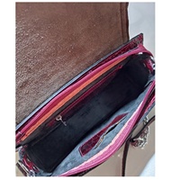 Tas Duffel/Travel Kulit Asli Buatan Tangan Gaya Inggris Tali Logam Portabel Dapat Disesuaikan Warna Logo Tahan Lama Pemasok India