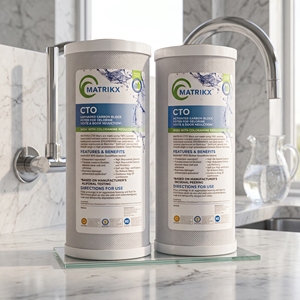 Bloc de charbon actif compressé de haute qualité pour purificateurs d'eau, matériau certifié NSF, filtre à eau de premier ordre - Product Image 1