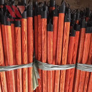 Manche de balai en bois d'eucalyptus enduit de PVC, couleur café, avec motif grainé, poils rigides, en vrac, prêt à l'emploi - Product Image 1