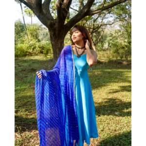 ชุดสูทผ้าชีฟองสีน้ำเงิน Aasmani XS สำหรับผู้หญิง ระบายอากาศได้ดี สไตล์ชาติพันธุ์ คุรตะ ดูปัตตา ชุดฤดูร้อน ลายพิมพ์ ไม่ต้องเย็บ - Product Image 5