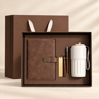 Ensemble cadeau élégant de carnet vert avec stylo, marque-page et thermos, boîte cadeau haut de gamme pour les promotions d'entreprise et la reconnaissance des employés
